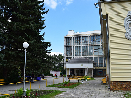Санаторий «Пикет», Кисловодск. Территория